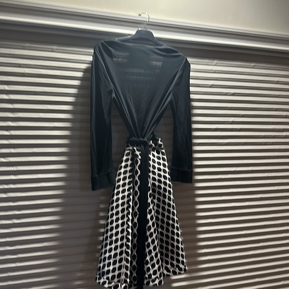 Diane Von Furstenberg Wrap Dress - Picture 6 of 7
